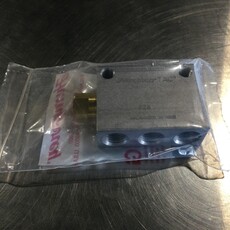 4-WAY SINGLE AIR PILOTED VALVE