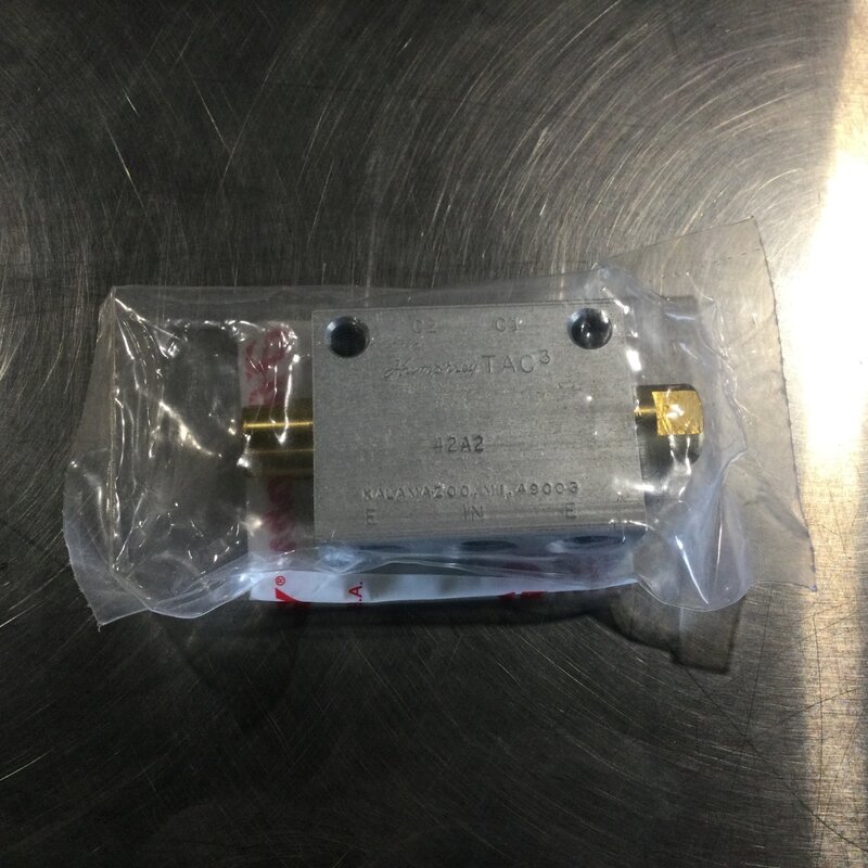 4-WAY DOUBLE AIR PILOTED VALVE