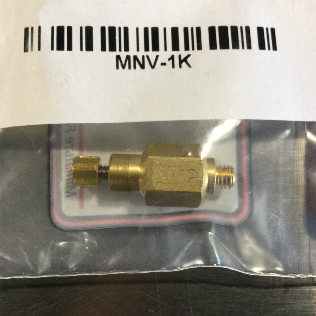 NEEDLE VALVE W/ #10-32 UNF PORTS & SPEED KNOB