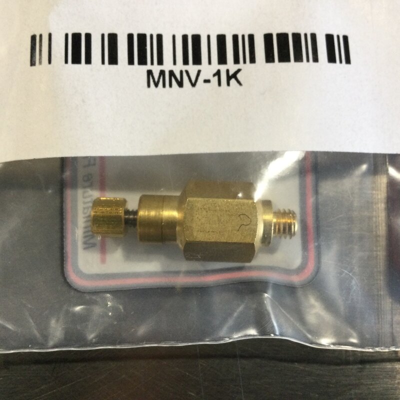 NEEDLE VALVE W/ #10-32 UNF PORTS & SPEED KNOB