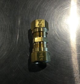 5/8 STRAIGHT COMPRESSION TUBE UNION