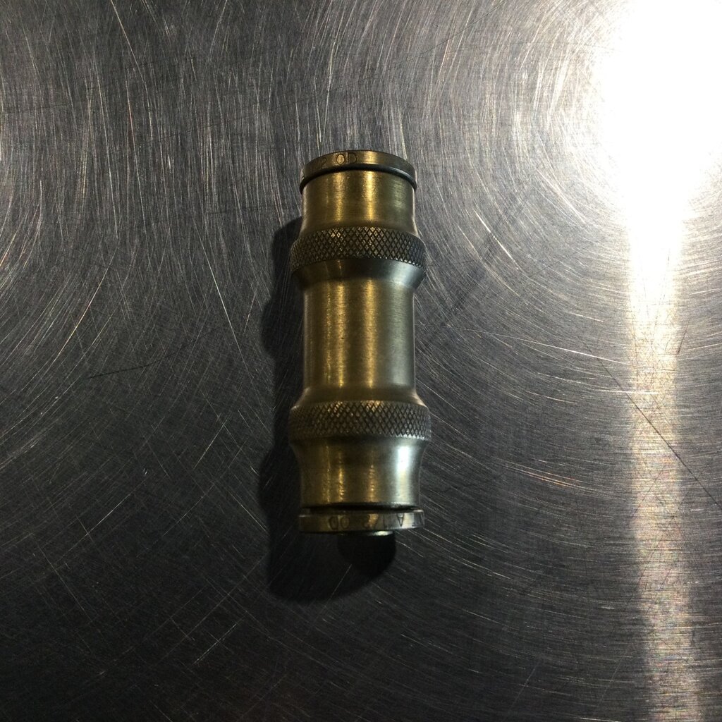 1/2 STRAIGHT TUBE UNION