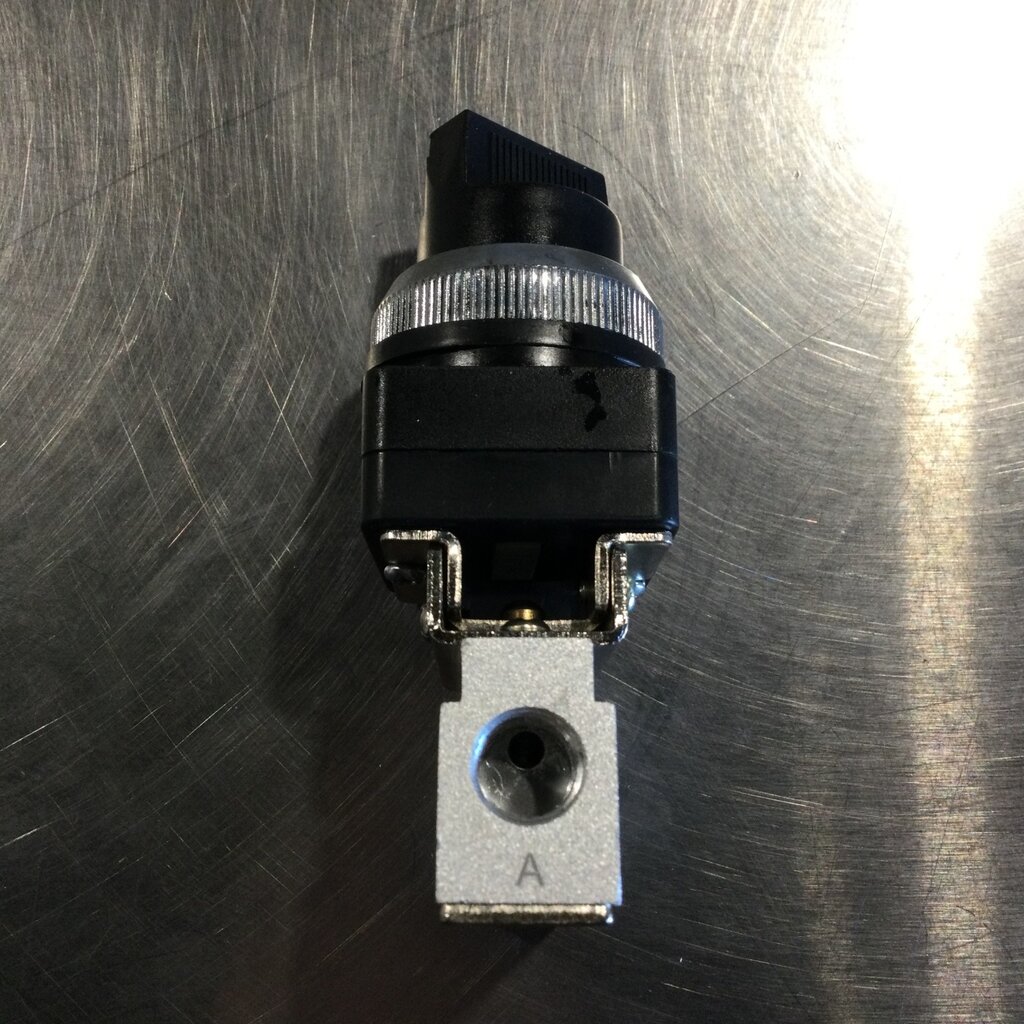 CROWD GATE SWITCH, OPEN, 1/8 NPT, 2-PORT, 3-WAY, 2-POSITION