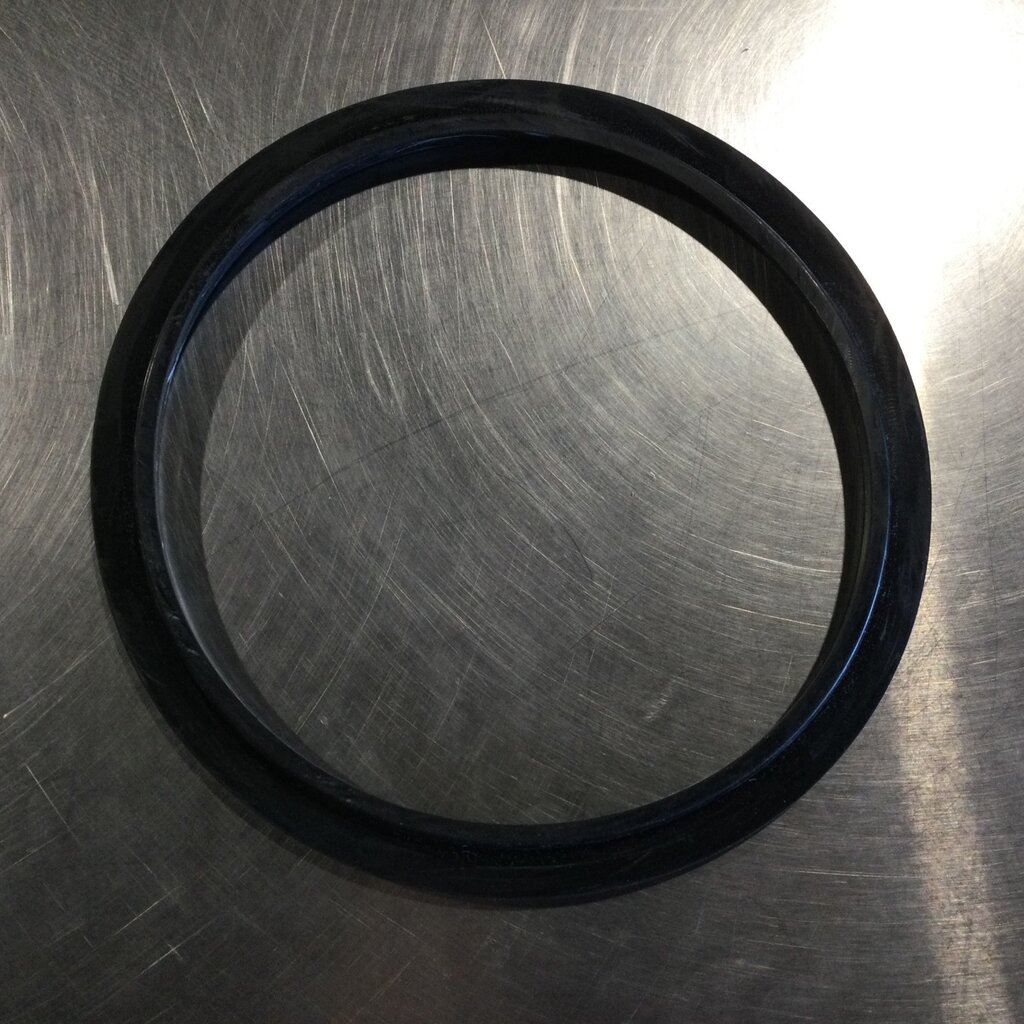 DeLAVAL RECEIVER SWIVEL BOTTOM GASKET 5-7/8 ID X 7-5/8 OD