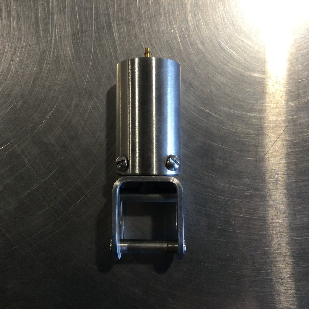 GERMANIA AIR OPERATED S/S SHUTOFF W/ #10-32 X 1/16 BARB FITTING