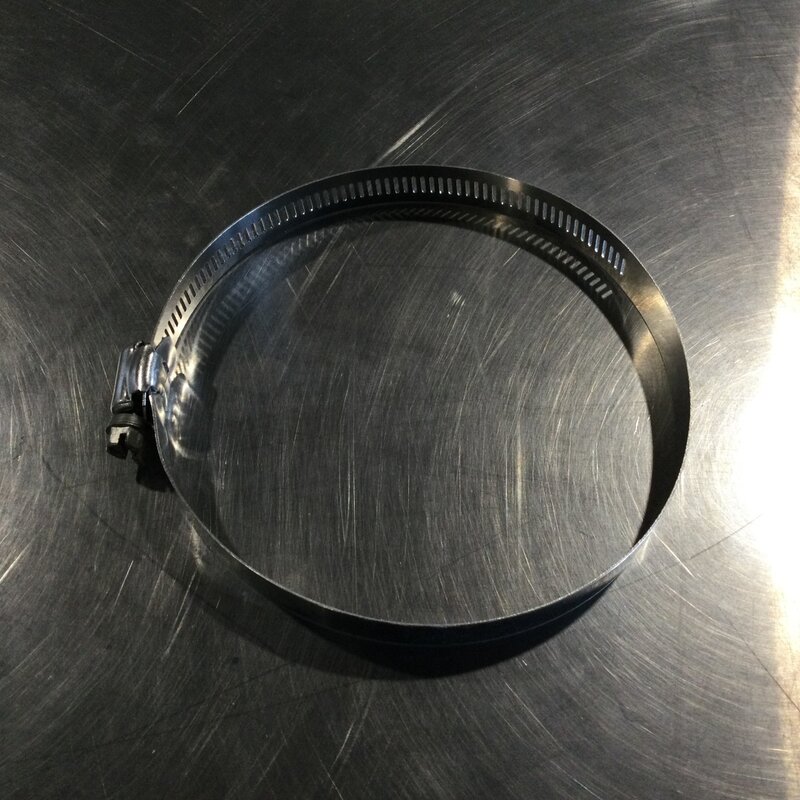 TRN OILER LARGE S/S HOSE CLAMP 3" to 5"