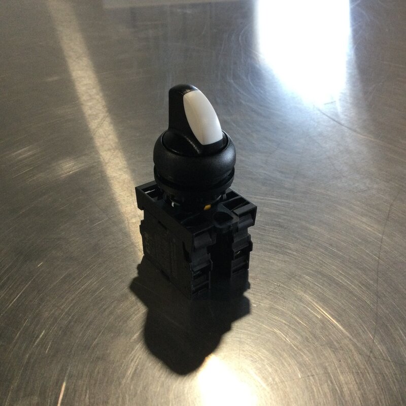 BLACK MOMENTARY SELECTOR SWITCH W/ (2) 1-N.O. CONTACT BLOCKS
