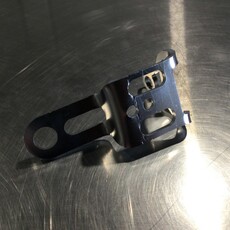 BECO B400 CLAW TOP HANGER BRACKET