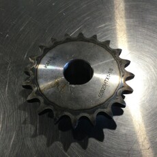 CROWD GATE GEARBOX SPROCKET 20-TOOTH X 1-1/8 BORE