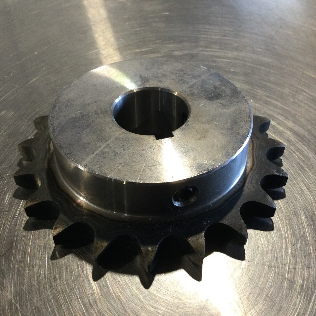 CROWD GATE GEARBOX SPROCKET 20-TOOTH X 1-1/8 BORE