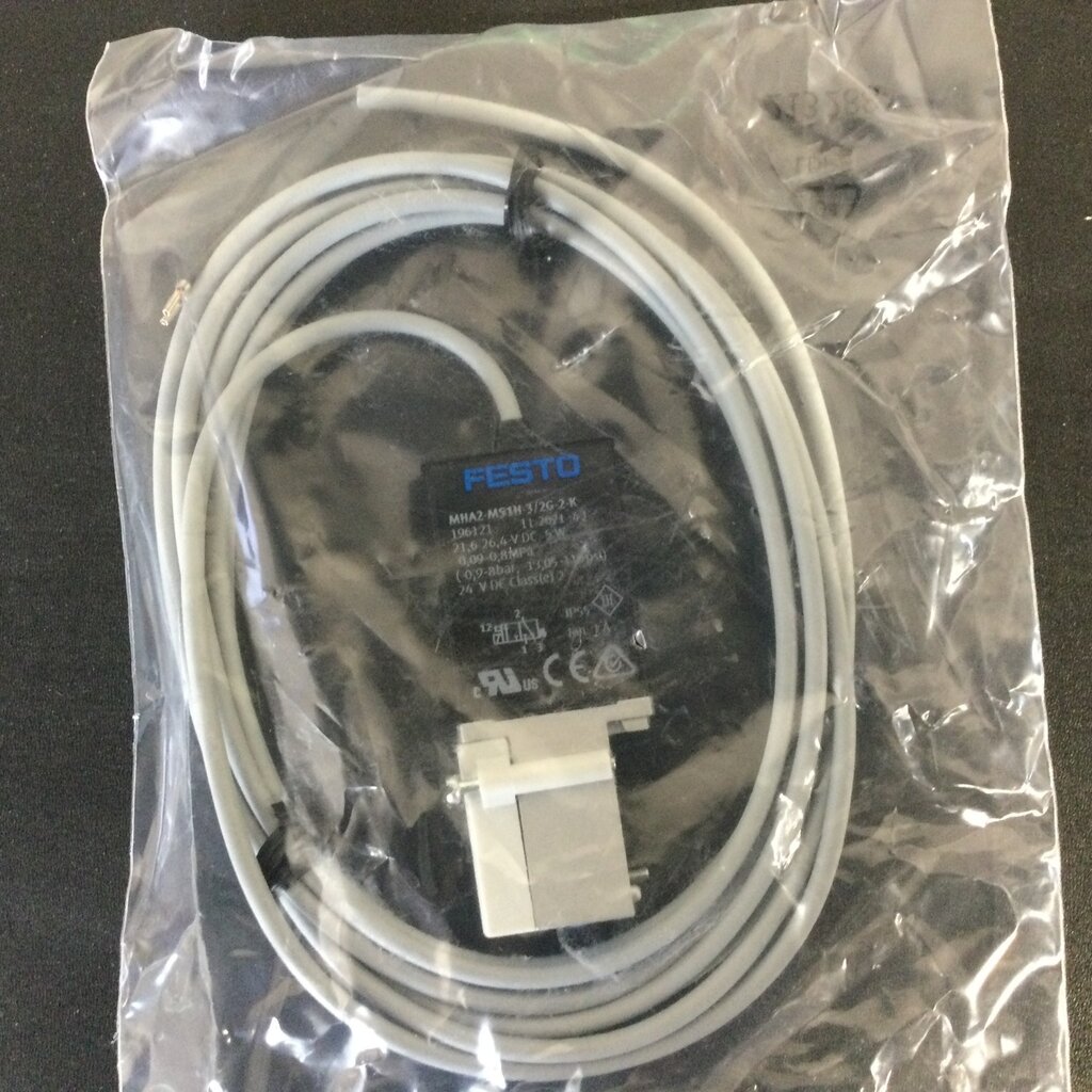 FESTO AIR SOLENOID VALVE, 3/2 CLOSED, MONOSTABLE, FAST SWITCHING W/ CABLE, 24VDC