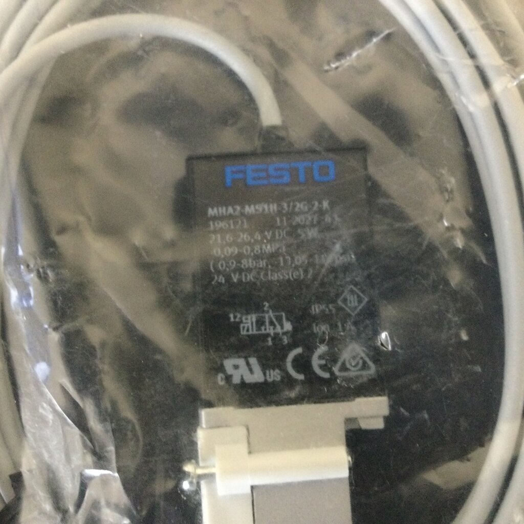 FESTO AIR SOLENOID VALVE, 3/2 CLOSED, MONOSTABLE, FAST SWITCHING W/ CABLE, 24VDC