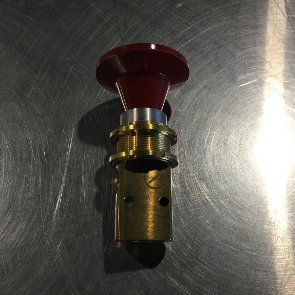 2-WAY VERSA VALVE W/ RED KNOB 1/8 PORTS