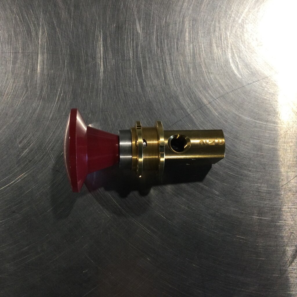 2-WAY VERSA VALVE W/ RED KNOB 1/8 PORTS