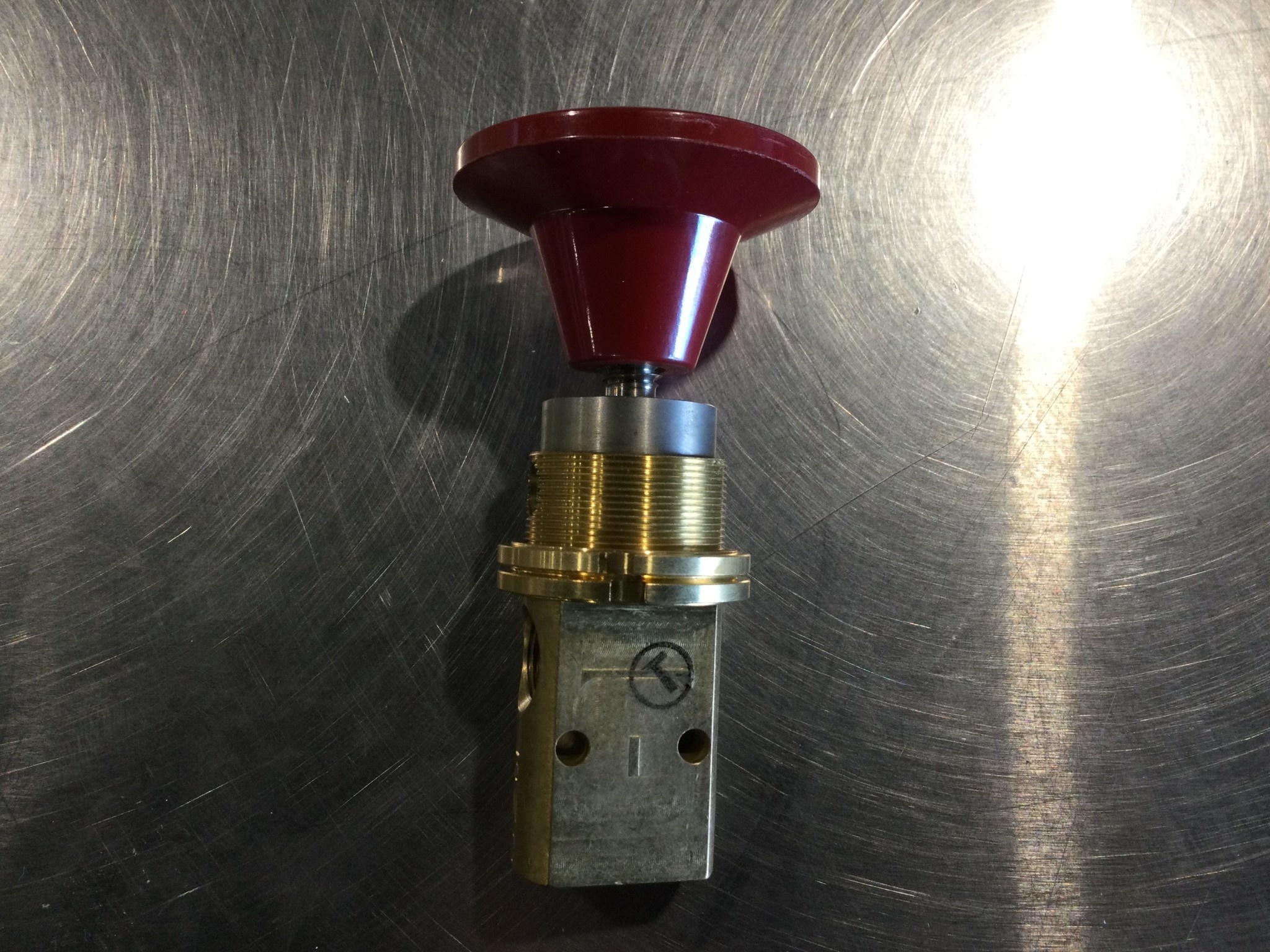 3WAY VERSA VALVE W/ RED KNOB 1/8 PORTS Progressive Dairy Service