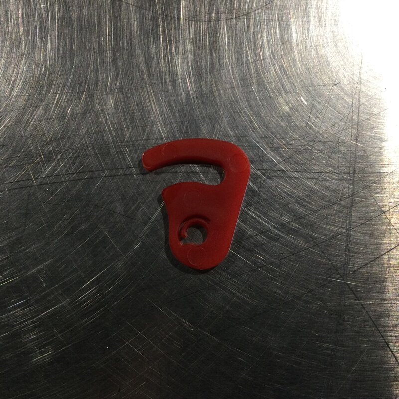 BECO PULSATOR RED RETAINING CLIP ( EACH )