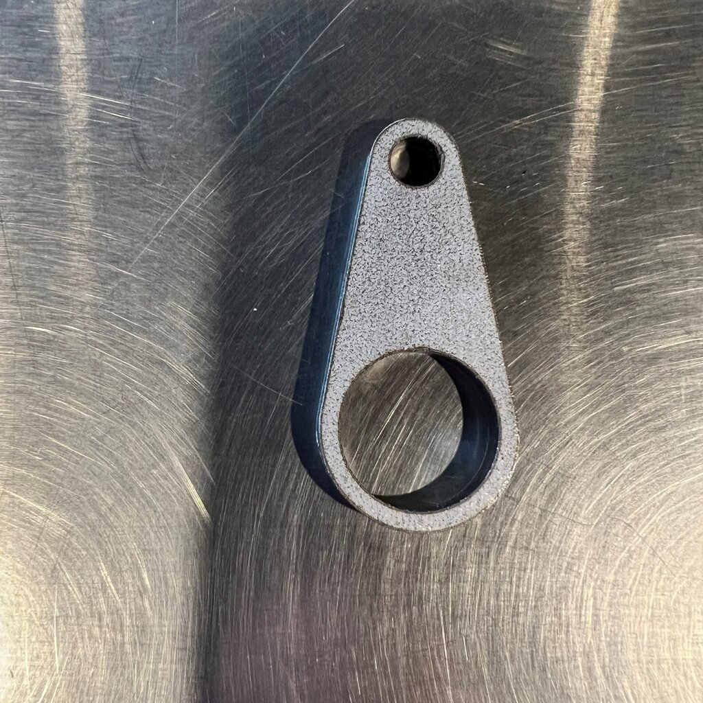 7/8 CLAW S/S TEARDROP HANGER