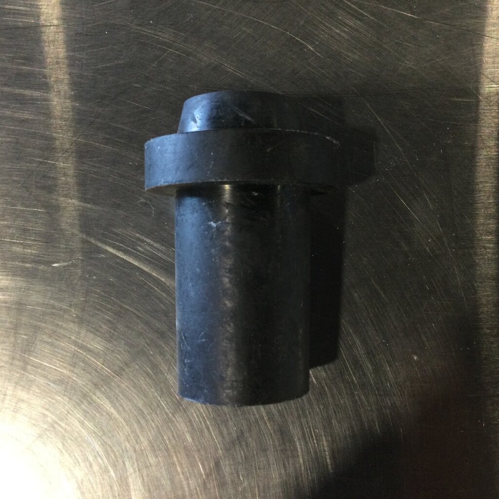 1-1/2 RUBBER PROBE HOLDER W/ 5/16 HOLE