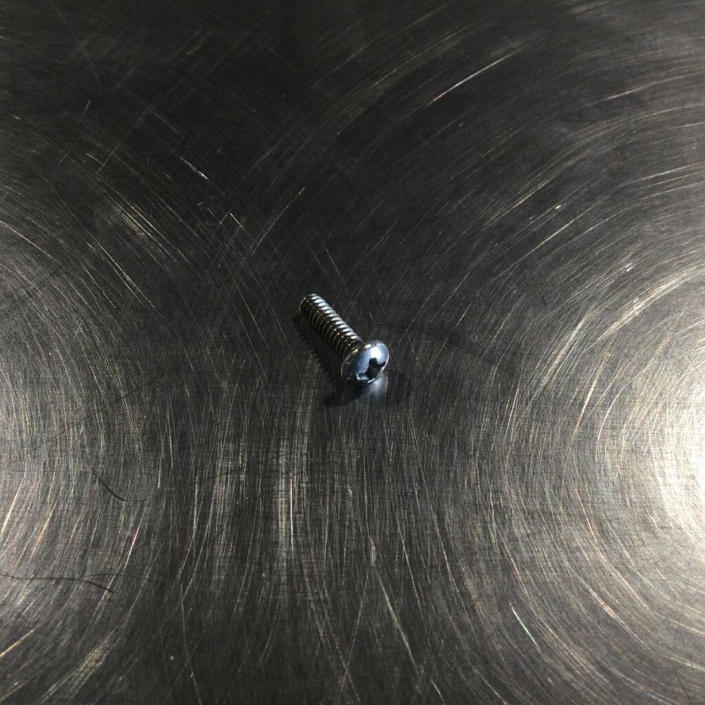 BECO SCREW S/S PHILLIPS PAN HEAD #6-32 X 1/2