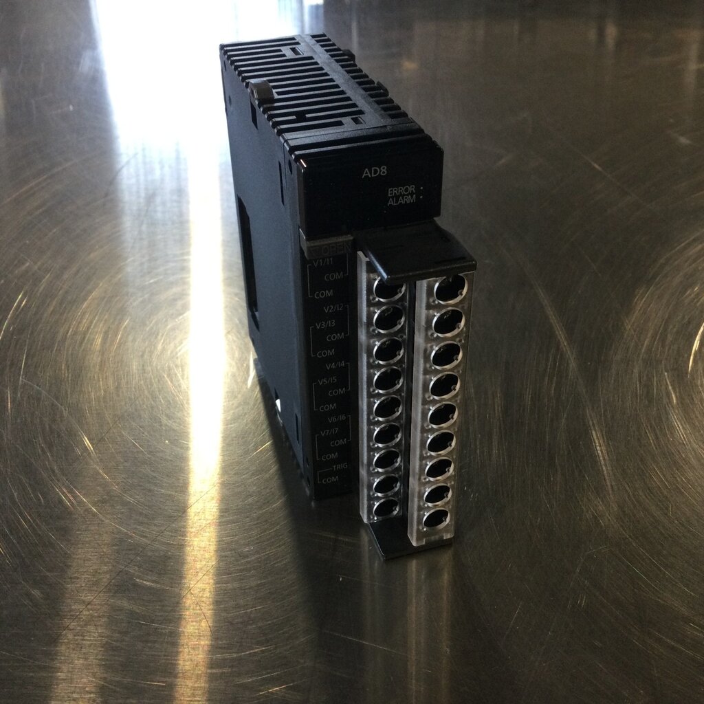 WHRL PANASONIC PLC DIN RAIL 8-ANALOG SCREW TERMINAL INPUT MODULE