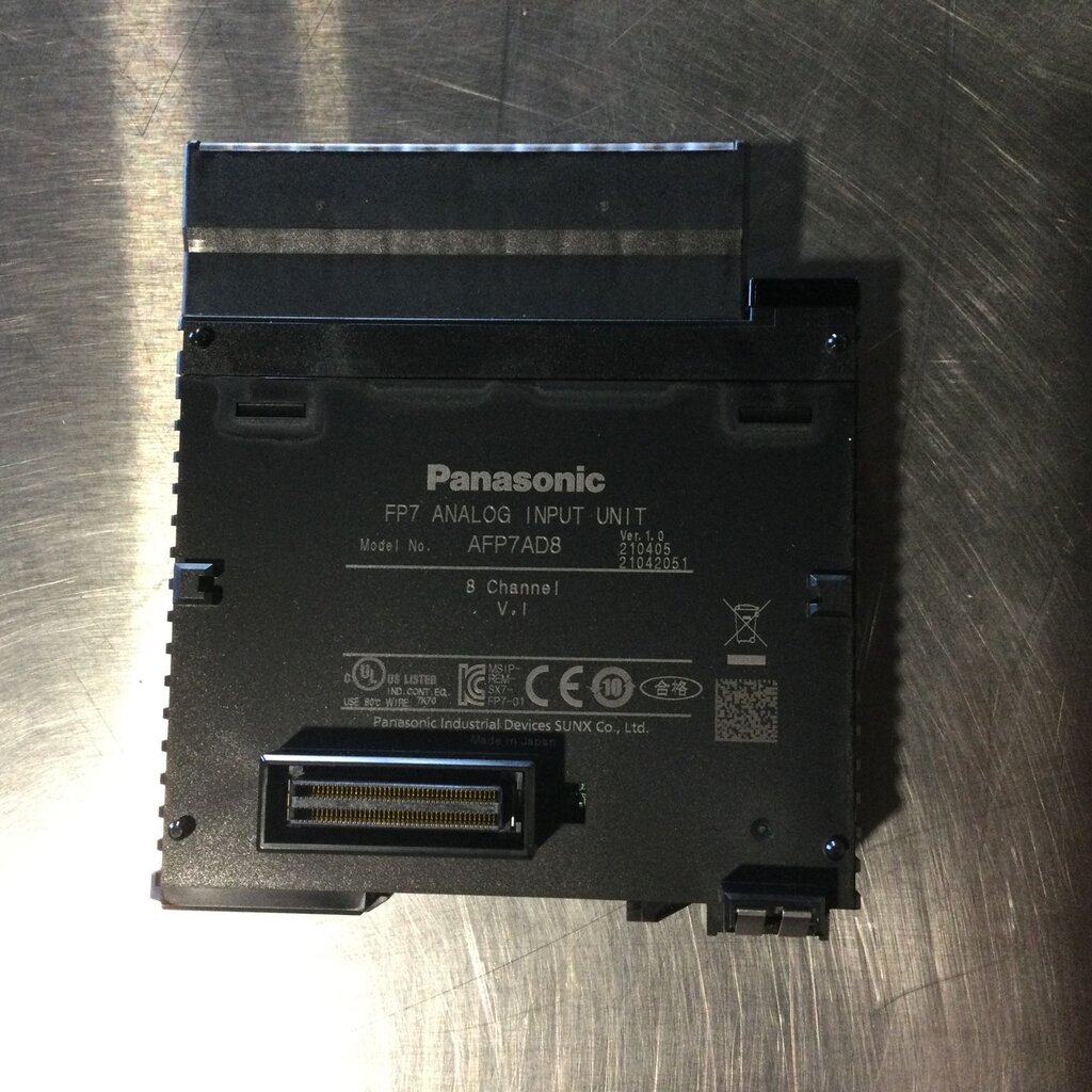 WHRL PANASONIC PLC DIN RAIL 8-ANALOG SCREW TERMINAL INPUT MODULE
