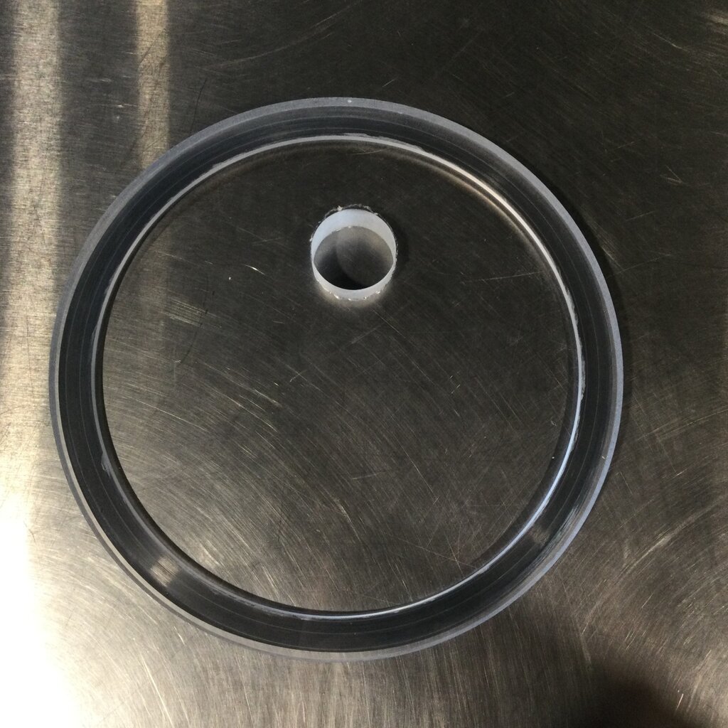 10" COVER W/ HOLE FITS 26" RECEIVER