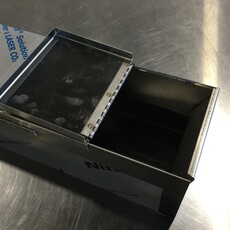4" X 36" FRONT HINGED MAGNETIC LID S/S FILTER BOX