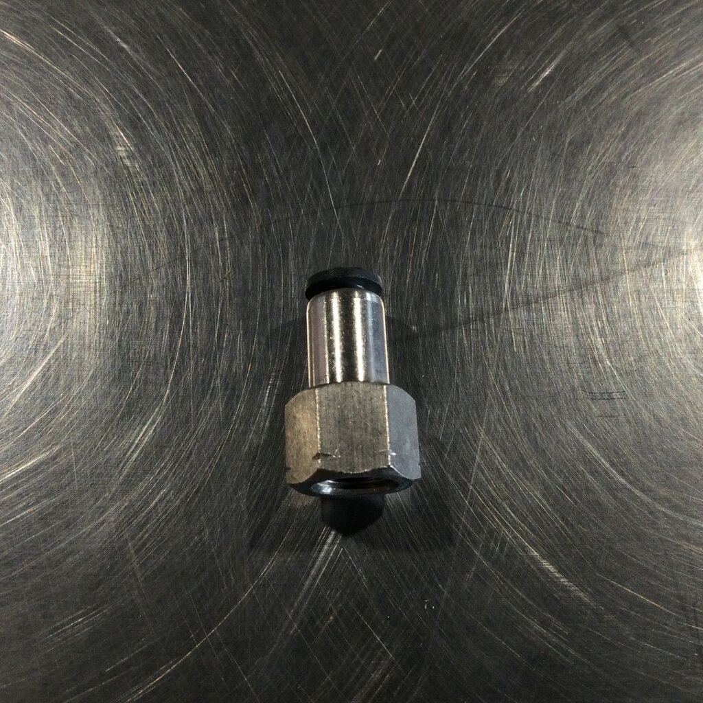 AIR FITTING STRAIGHT REDUCING FEMALE T5/32 X 1/8 FPT