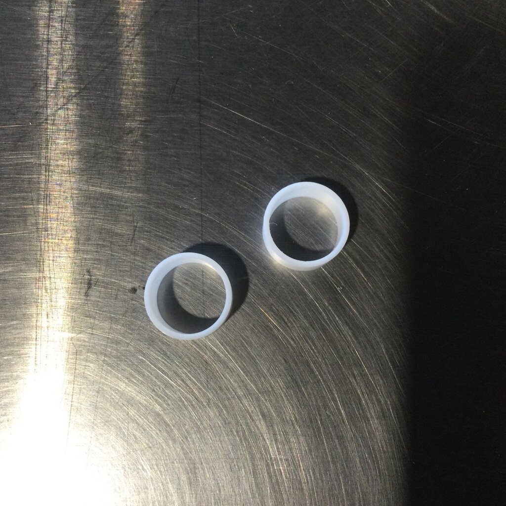 SPI 3" GASKET TEFLON STEM BUSHING (REQUIRES 2)