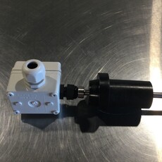 variable speed float assy with clip 236.00 236.00 Floats at: 3" 9" 24" to top of jar AddiƟonal float charge for 20022-1 & 20023-1 probe