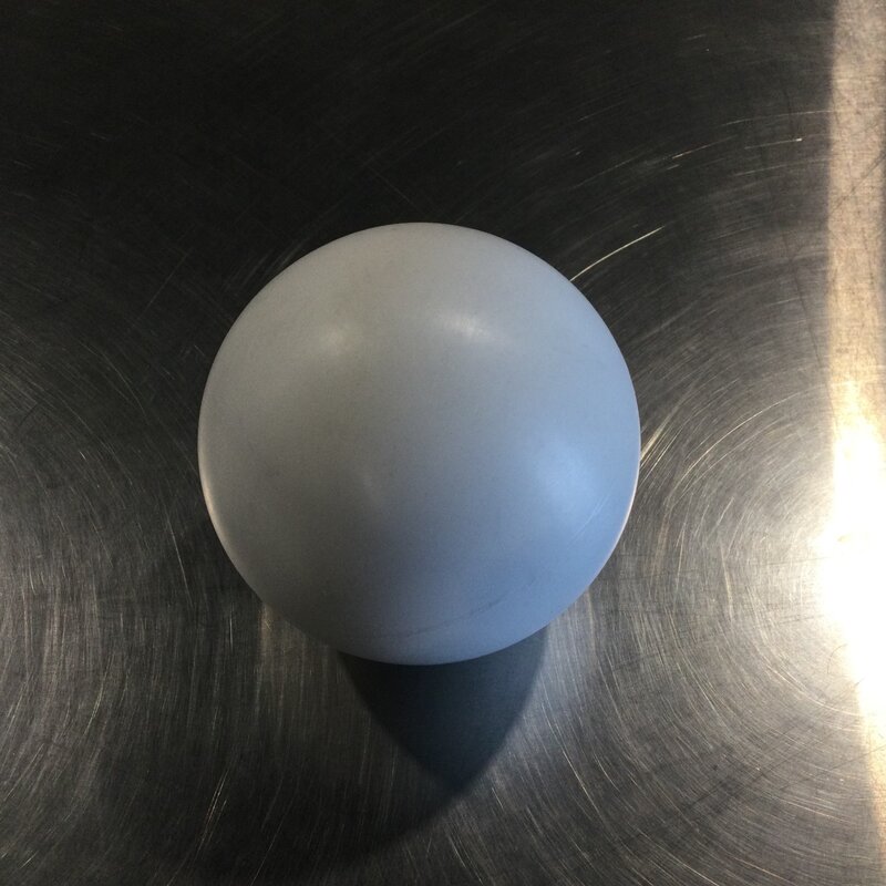5" WHITE MOISTURE TRAP BALL