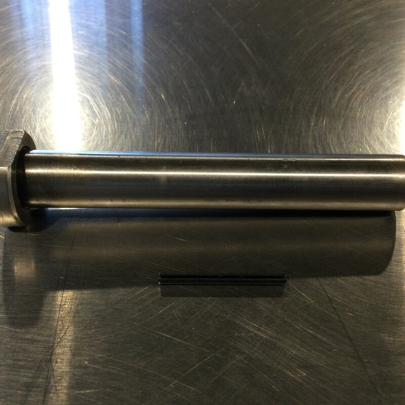 40 STALL ROTARY XCALIBUR 360EX STEAMLINE CROWD GATE IDLER WHEEL PIN 3/4 X 4-13/16