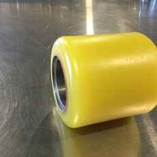 40 STALL ROTARY XCALIBUR 360EX STEAMLINE CROWD GATE POLYURETHANE PRESS ON IDLER WHEEL 4" OD X 4-1/8 W X 2.047 ID