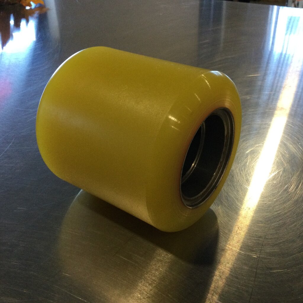 40 STALL ROTARY XCALIBUR 360EX STEAMLINE CROWD GATE POLYURETHANE PRESS ON IDLER WHEEL 4" OD X 4-1/8 W X 2.047 ID