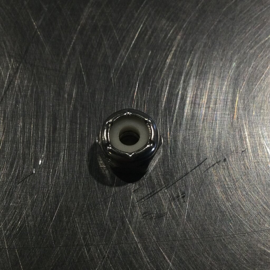 BECO NYLOC S/S NUT #6-32