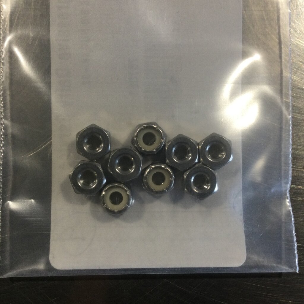 BECO #8-32 S/S NYLOC NUT