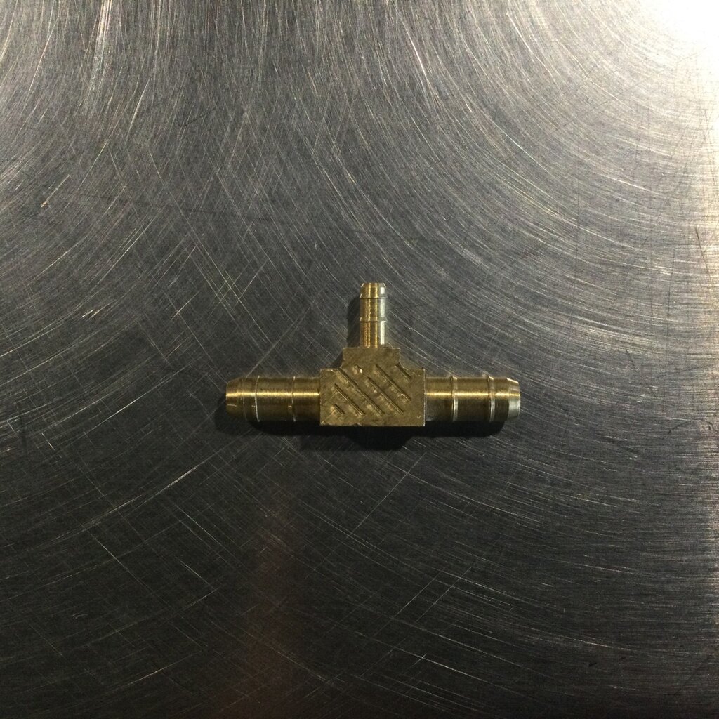 BARB TEE FITTING S/S 1/8 X 1/8 X 1/16