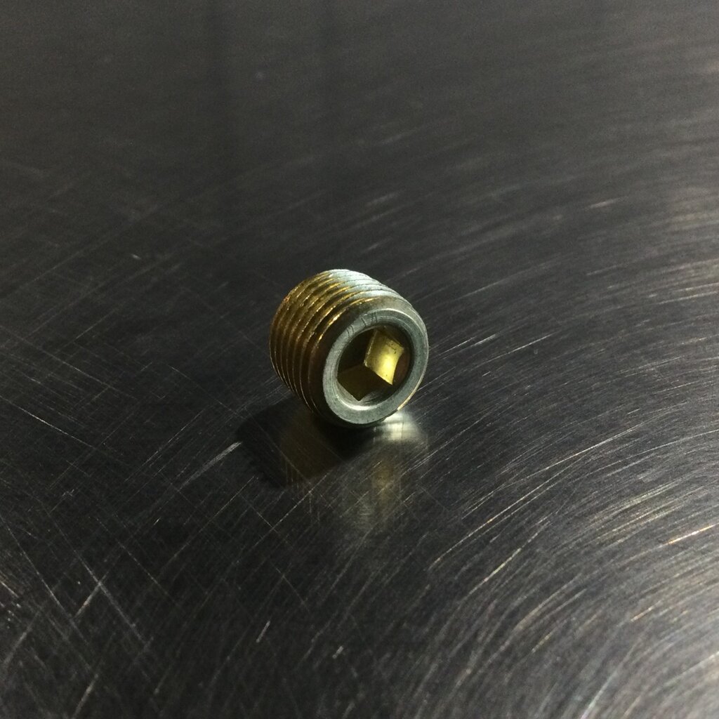 1/8 MPT BRASS PLUG