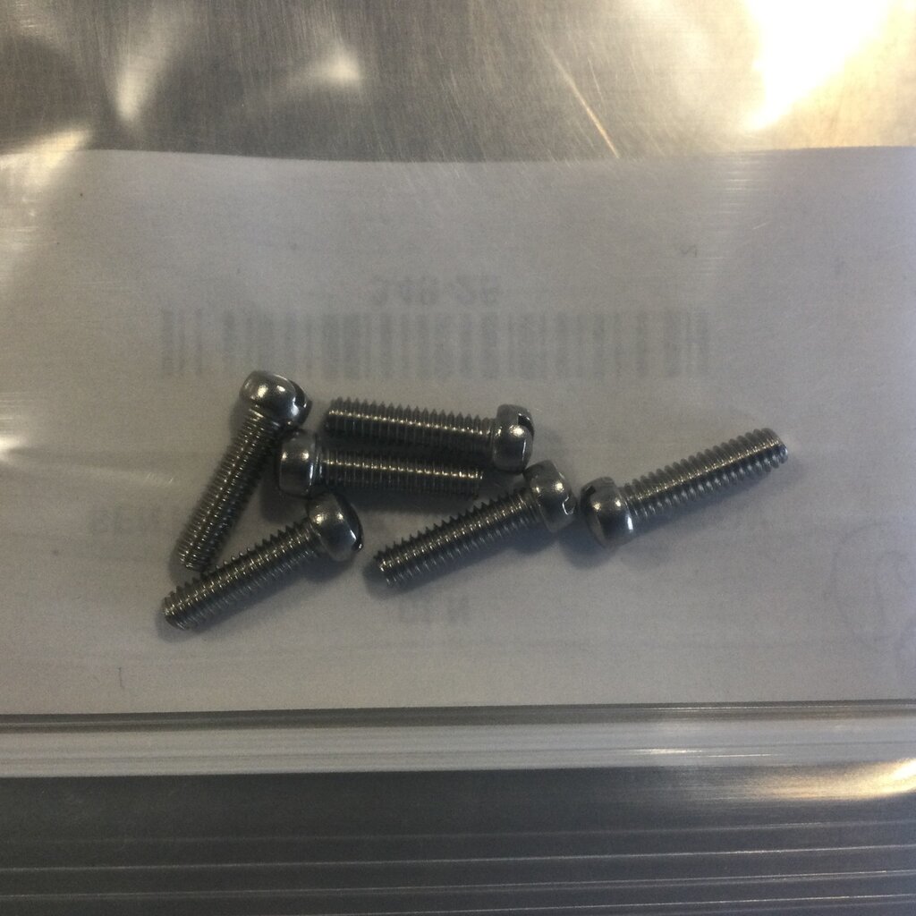 SENTINEL M500/350 FLANGE SCREW 8/32 X 5/8