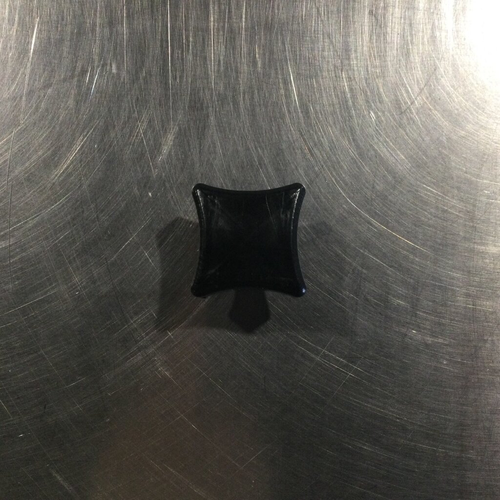 300CC CLAW BLACK NUT