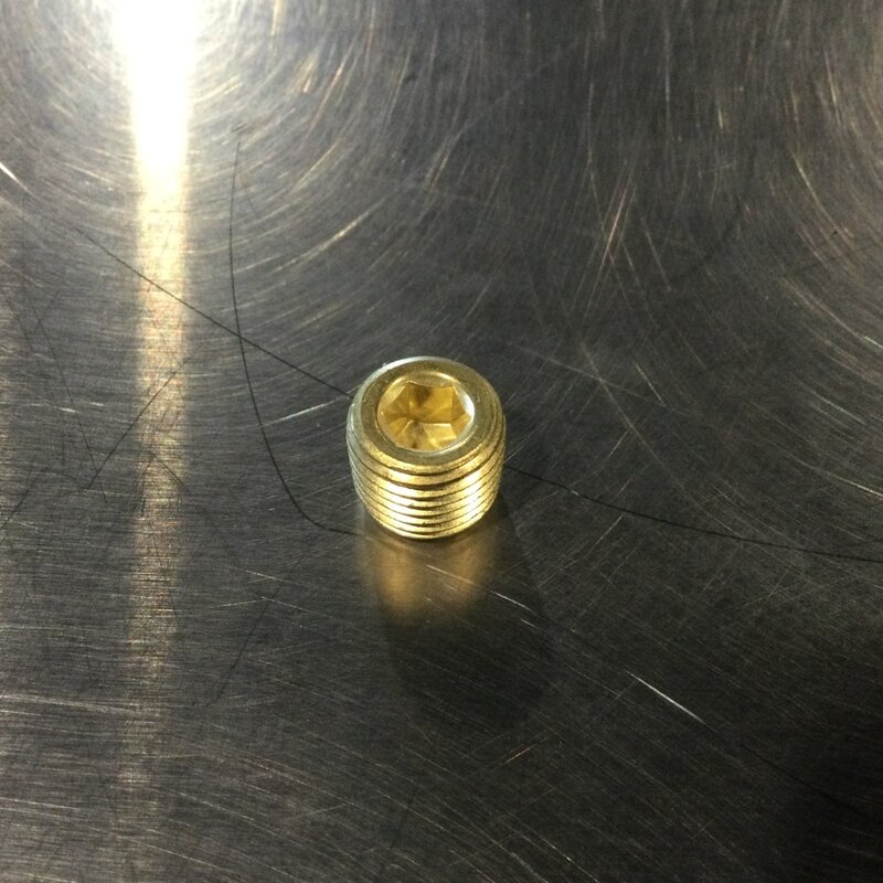 Midland: 1/4" Brass CS Plug