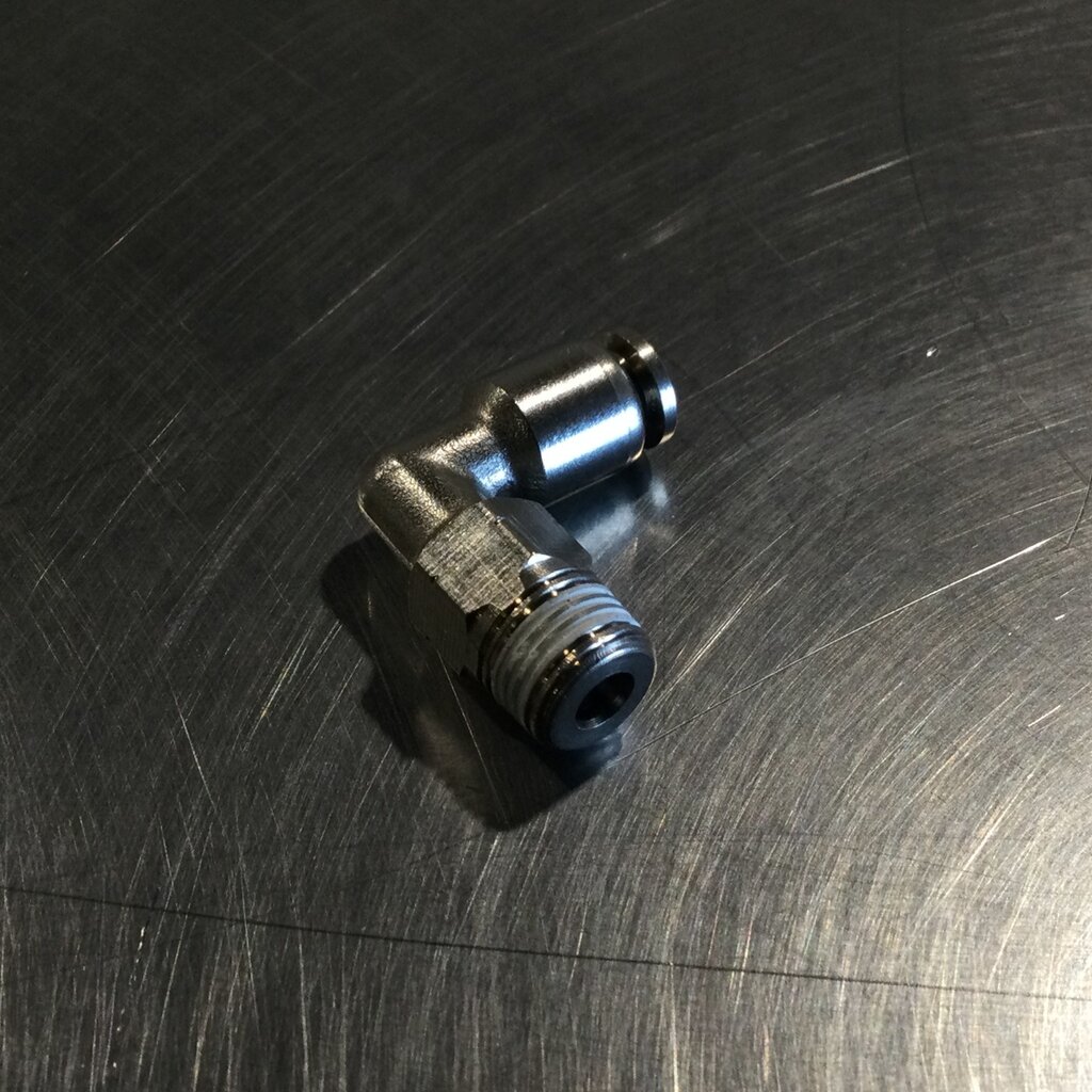 BECO ANGLE VSO AIR FITTING S/S 90° ELBOW T5/32 X 1/8 MNPT