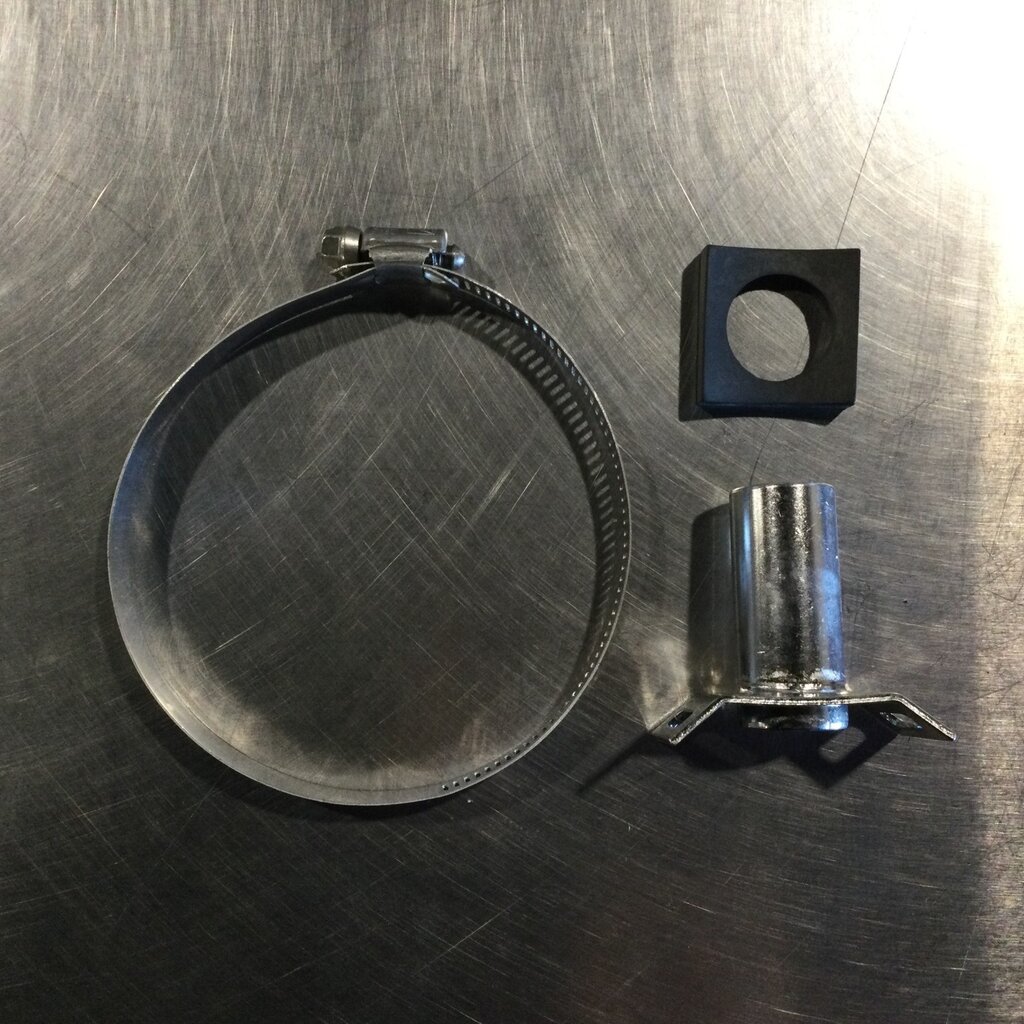 4" MILK LINE S/S HOSE CLAMP W/ 7/8 OD NIPPLE