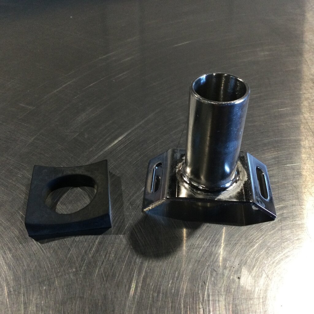 4" MILK LINE S/S HOSE CLAMP W/ 7/8 OD NIPPLE