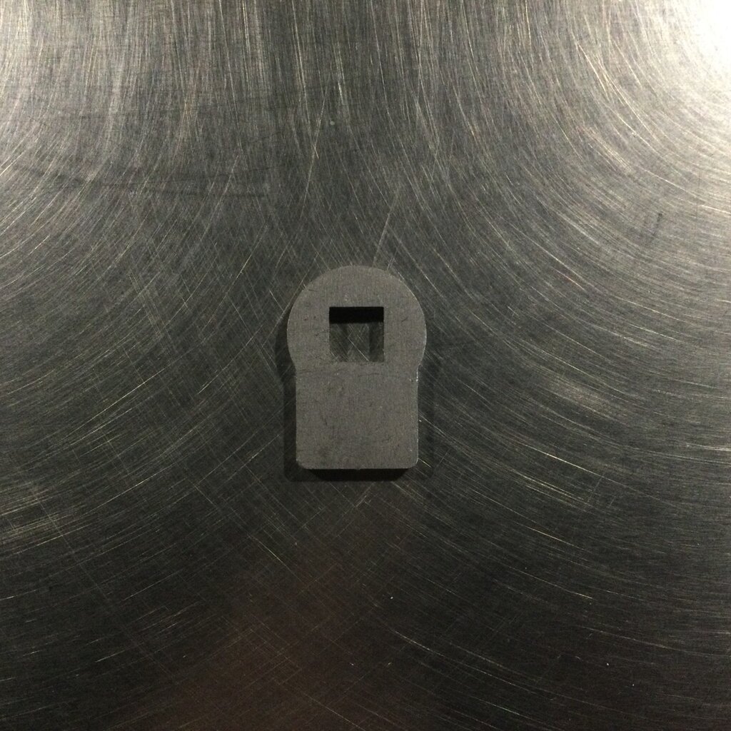 BECO B400 CLAW BOTTOM RETAINER BRACKET