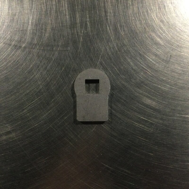 BECO B400 CLAW BOTTOM RETAINER BRACKET