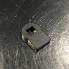 BECO B400 CLAW BOTTOM RETAINER BRACKET