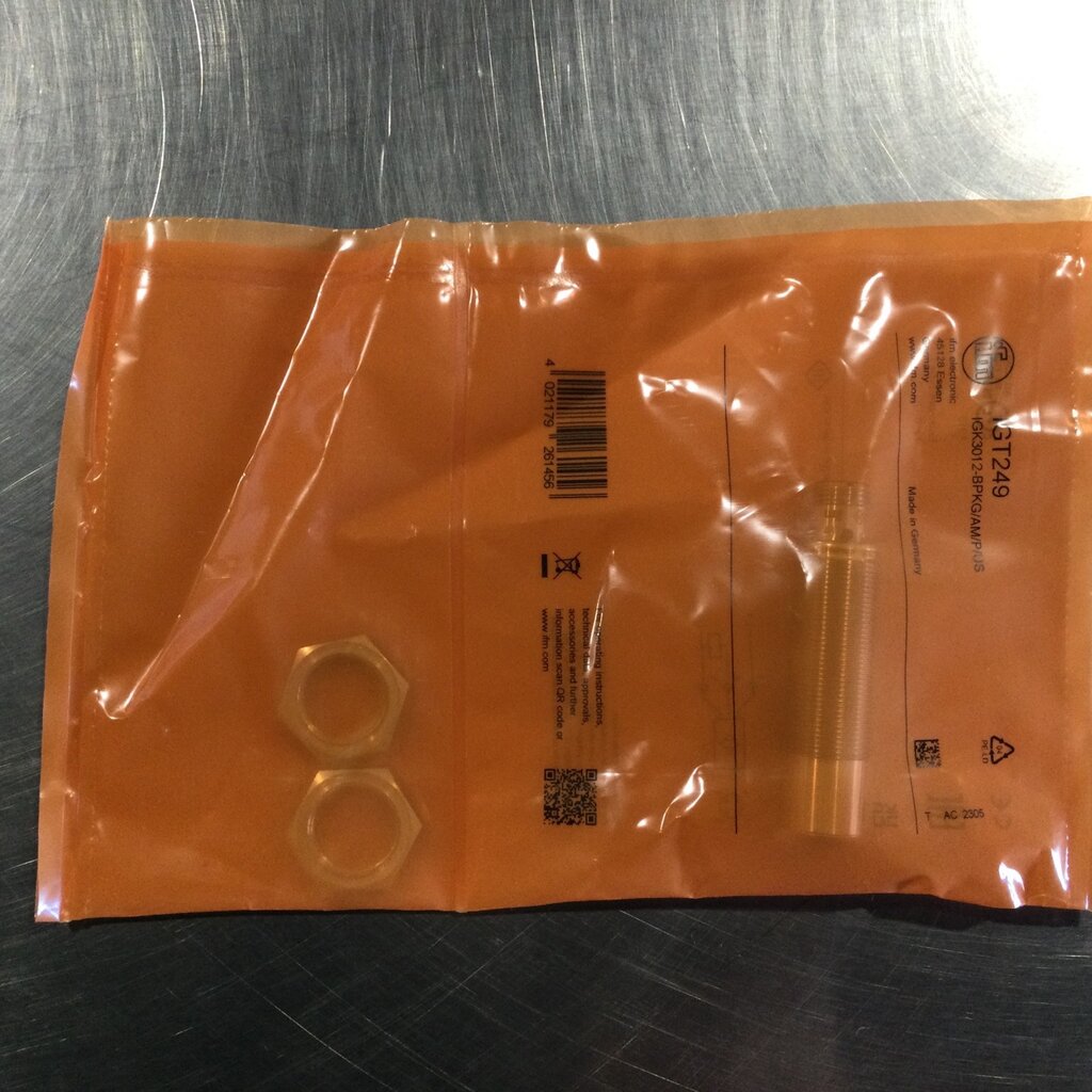 PROXIMITY SENSOR S/S, 18mm dia. X 55mm BODY, 12mm SENSING DISTANCE, 10-30VDC, N.O., 4-20mA ANALOG OUPUT