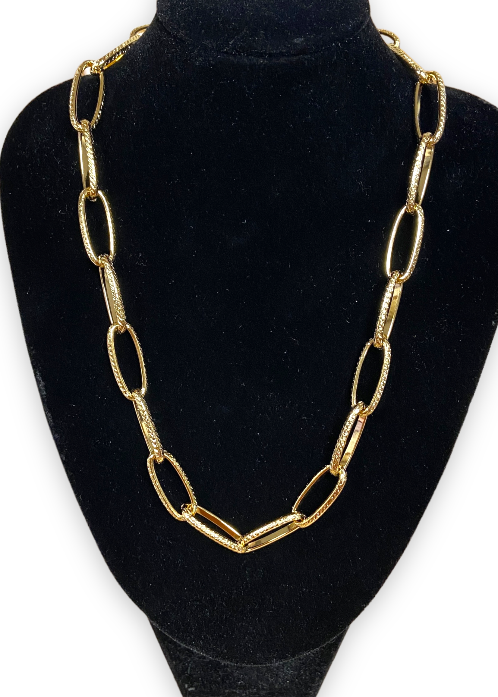 JDB Textured Oval Chain Link Necklace