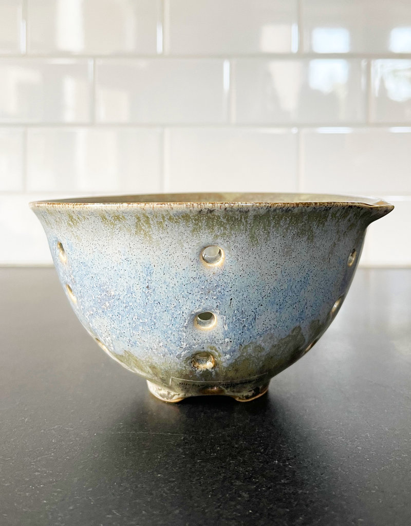 Stoneware Berry Basket CORK